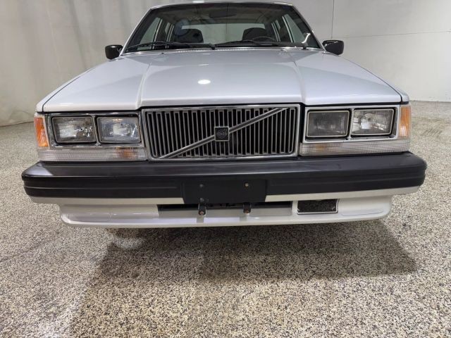Volvo-740-1989-Sedan-38