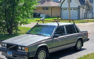 Volvo-740gl-1989-silver-1