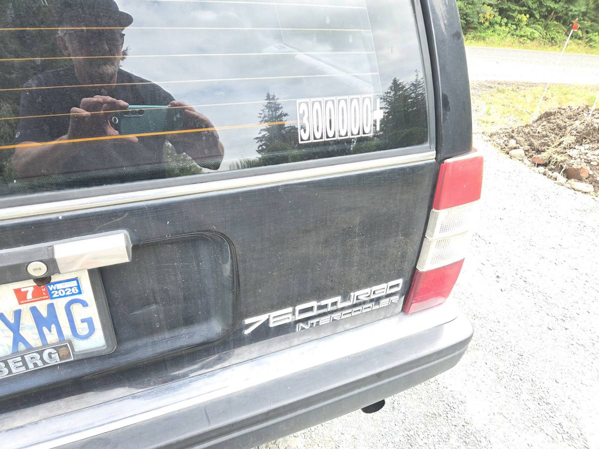 Volvo-760-turbo-1990-black-5