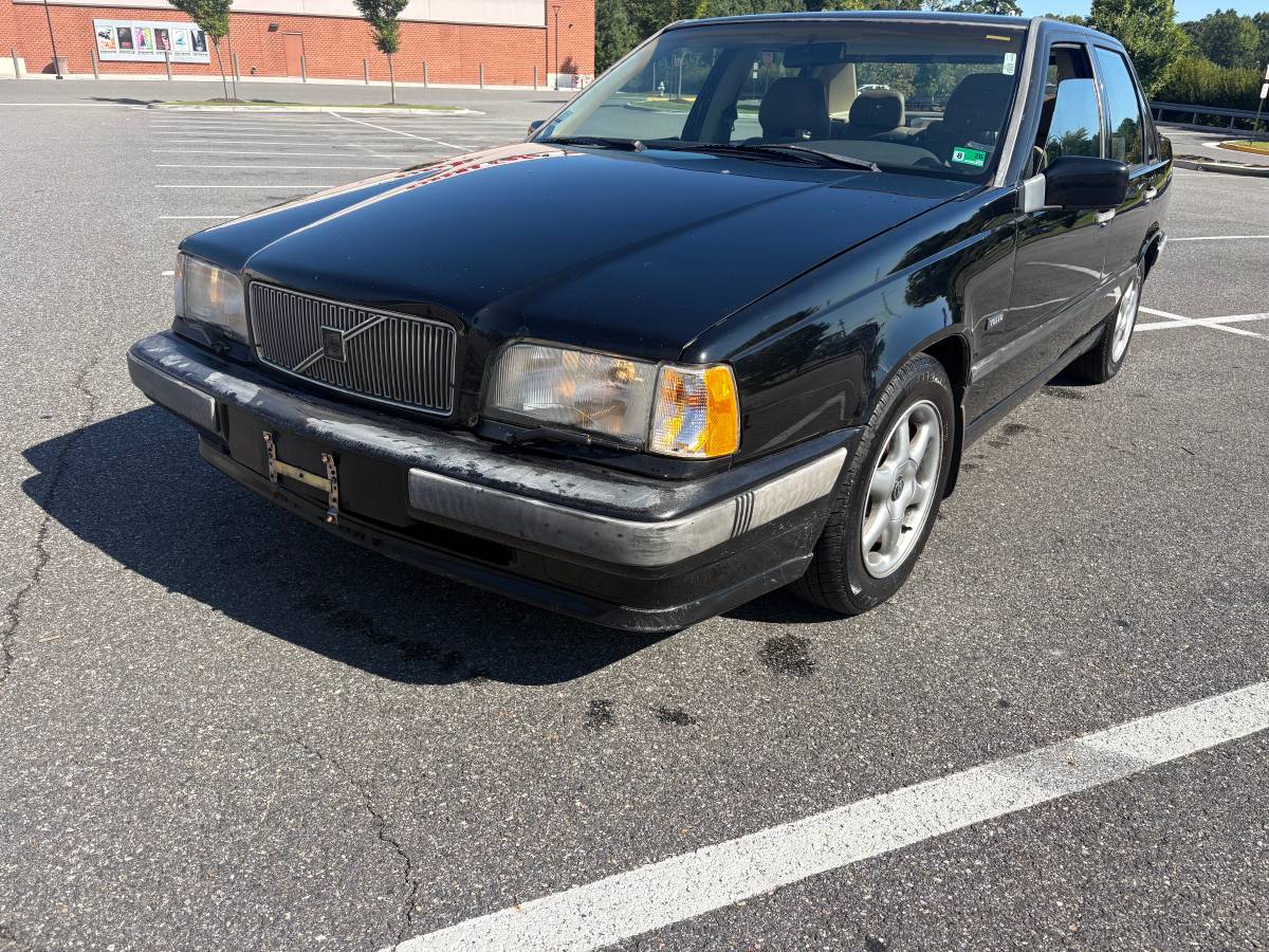 Volvo-850-1993-black-1