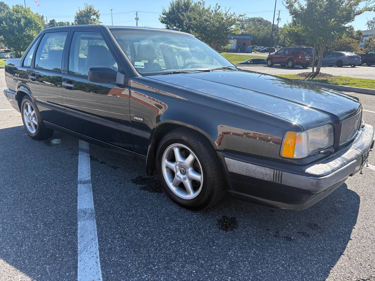 Volvo-850-1993-black-7