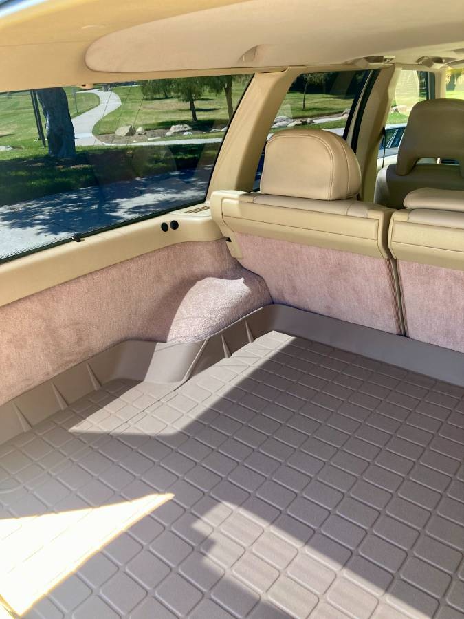 Volvo-850-turbo-sportswagon-1995-white-17