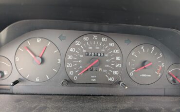Volvo-940-1993-8