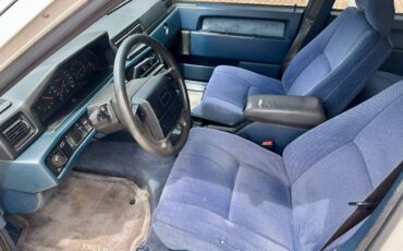 Volvo-940-1994-white-1