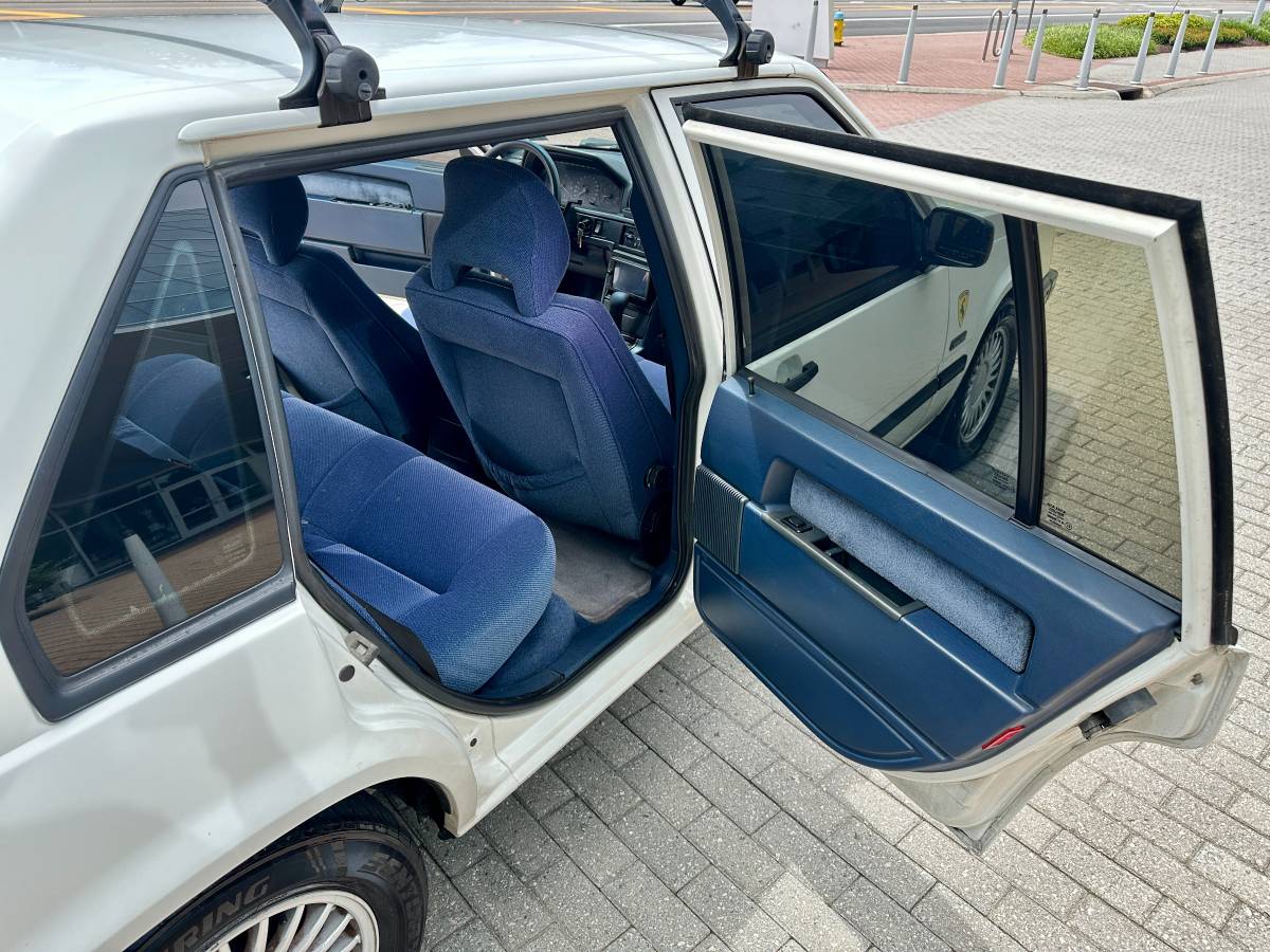 Volvo-940-1994-white-18