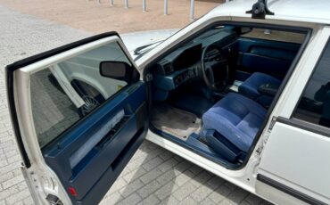 Volvo-940-1994-white-20