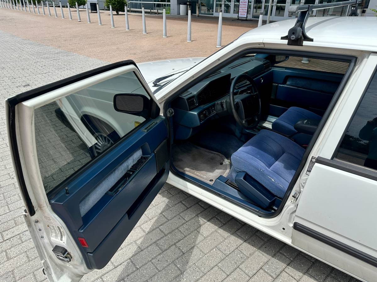 Volvo-940-1994-white-20