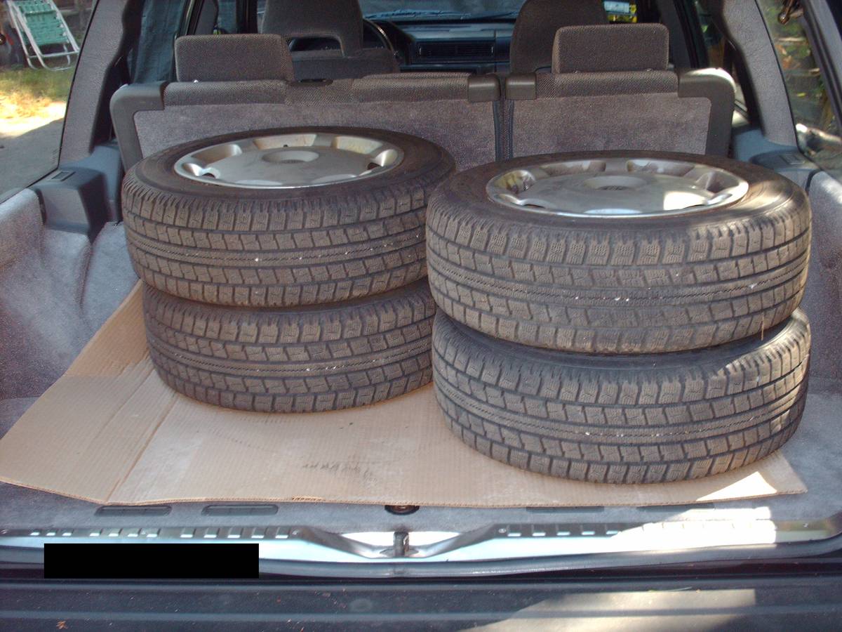 Volvo-940-1995-green-4