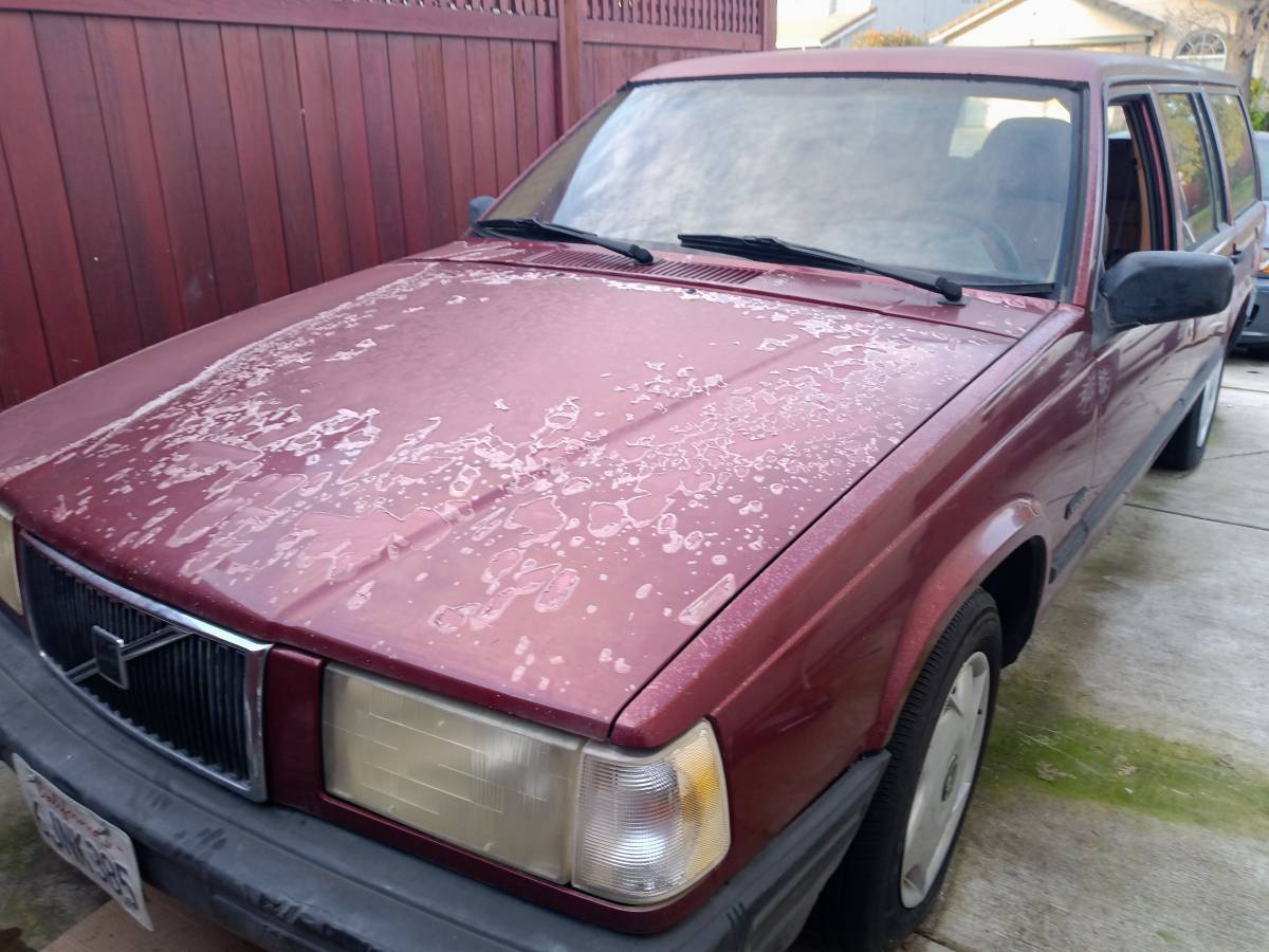 Volvo-940-series-1995-red-1