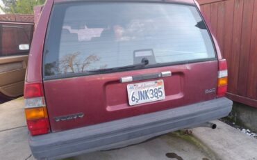 Volvo-940-series-1995-red-2