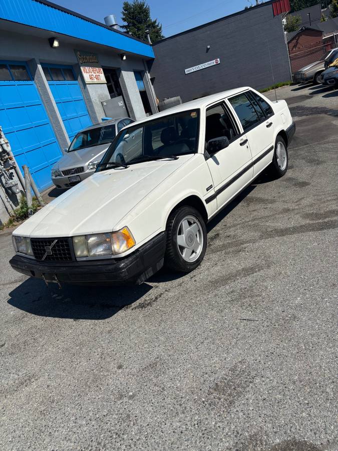 Volvo-940-turbo-1992-white-1