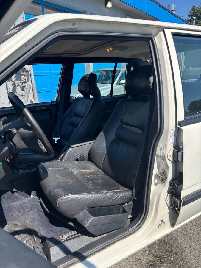 Volvo-940-turbo-1992-white-12
