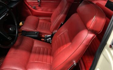 Volvo-Other-1971-Coupe-15