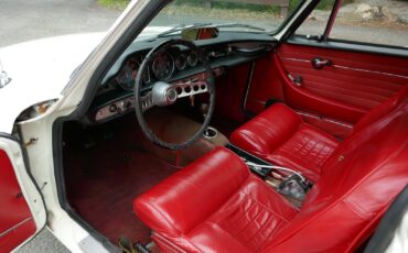 Volvo-P1800-1968-Coupe-5