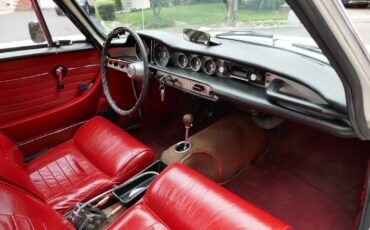 Volvo-P1800-1968-Coupe-7