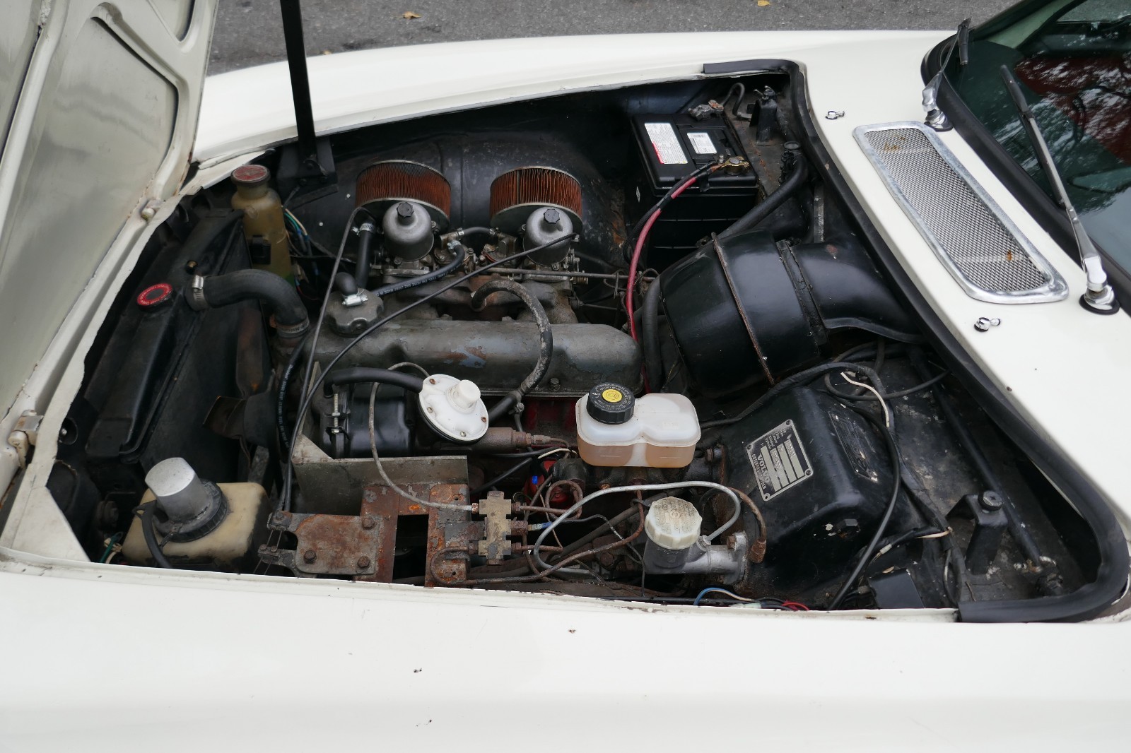 Volvo-P1800-1968-Coupe-9