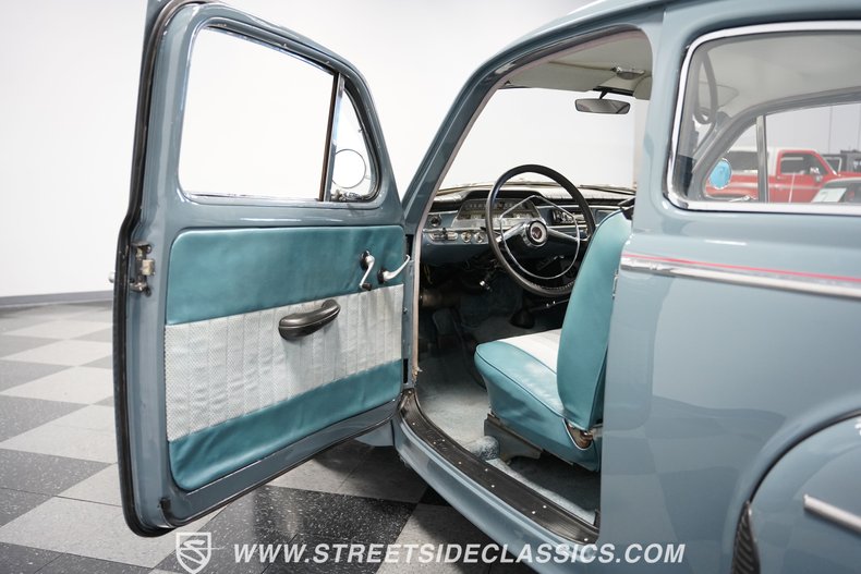 Volvo-Pv544-1962-Blue-Light-Blue-11