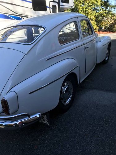 Volvo-Pv544-1963-White-4