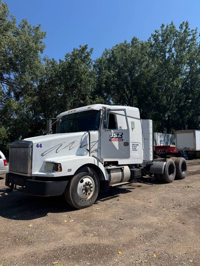 Volvo-gmc-diesel-1993