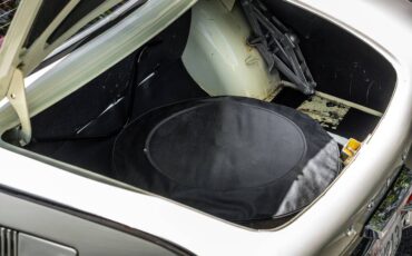 Volvo-p1800-1971-white-13