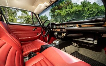 Volvo-p1800-1971-white-16