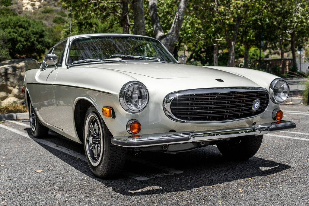 Volvo-p1800-1971-white-20