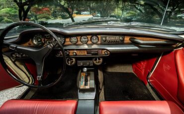 Volvo-p1800-1971-white-21