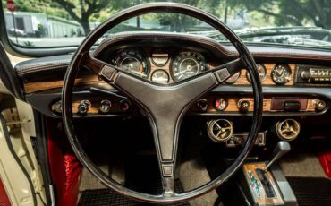Volvo-p1800-1971-white-3