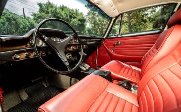 Volvo-p1800-1971-white-5