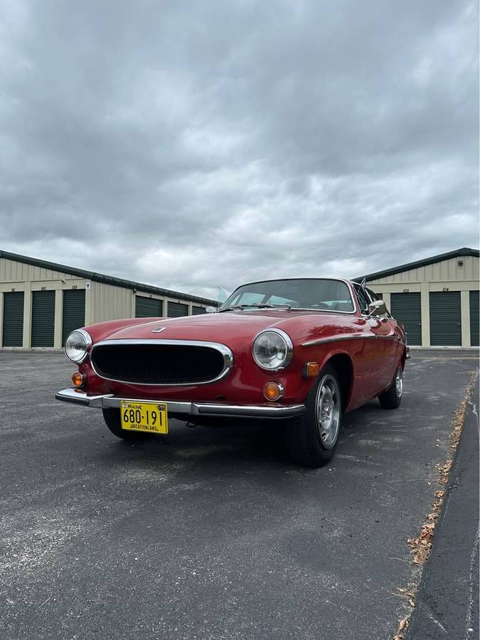 Volvo-p1800es-1972-red-4