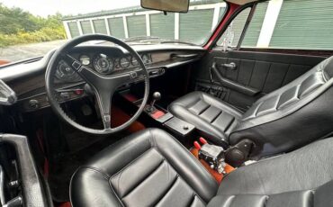 Volvo-p1800es-1972-red-7