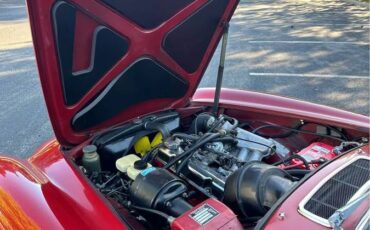 Volvo-p1800es-1972-red-8