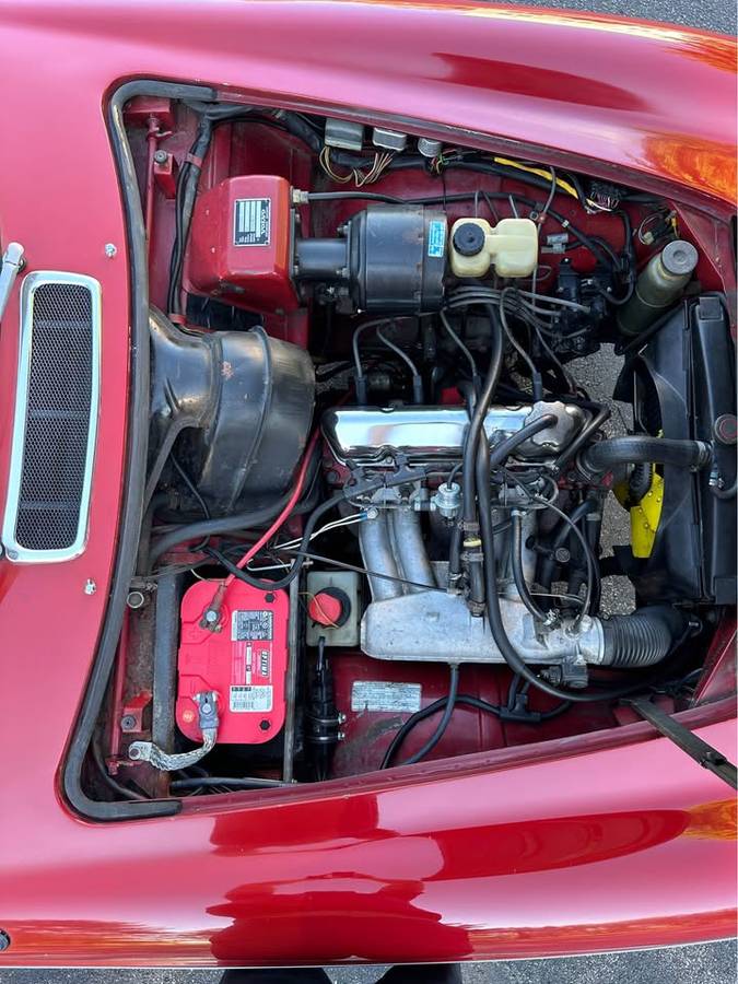 Volvo-p1800es-1972-red-9