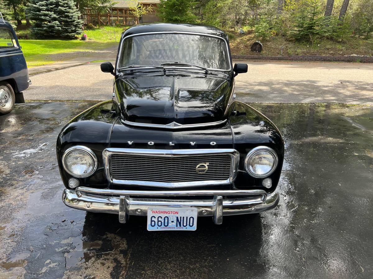 Volvo-pv544-1959-black-2