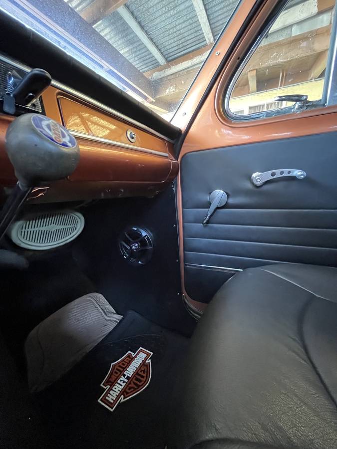Volvo-pv544-1966-custom-5