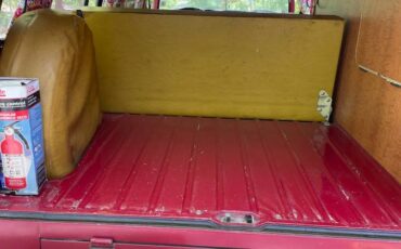 Vv-campmobile-1971-red-13