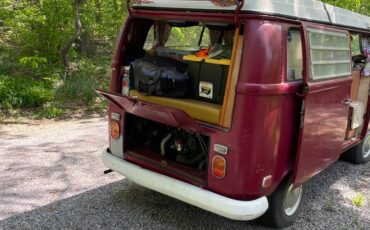 Vv-campmobile-1971-red-17