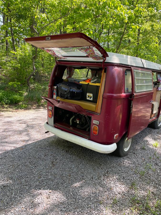 Vv-campmobile-1971-red-17