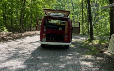 Vv-campmobile-1971-red-19