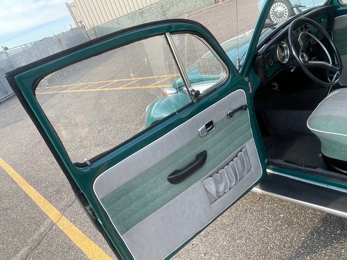 Vw-beetle-1969-green-7