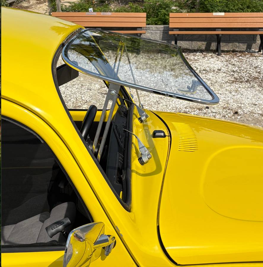 Vw-beetle-1971-yellow-11
