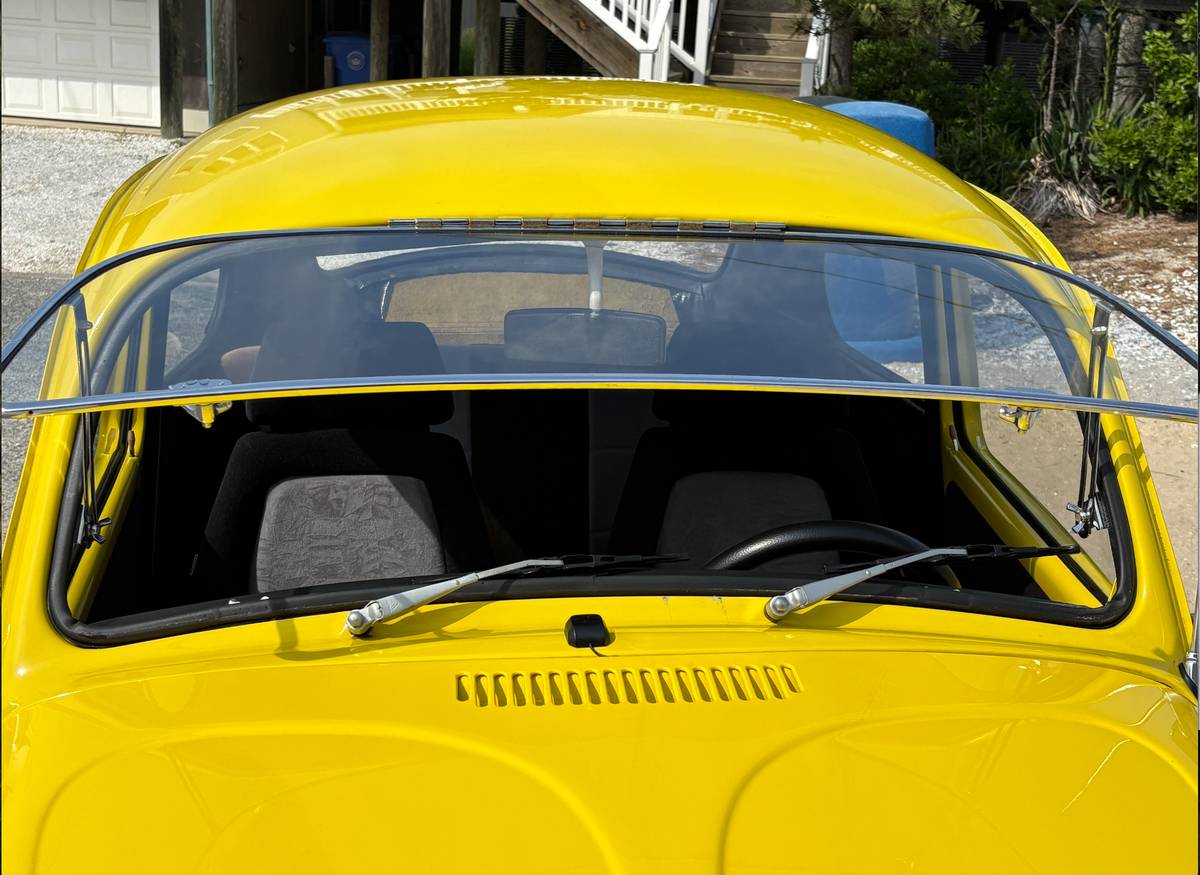 Vw-beetle-1971-yellow-12