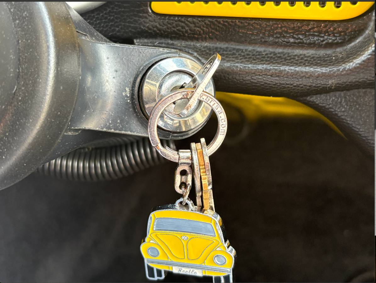 Vw-beetle-1971-yellow-4