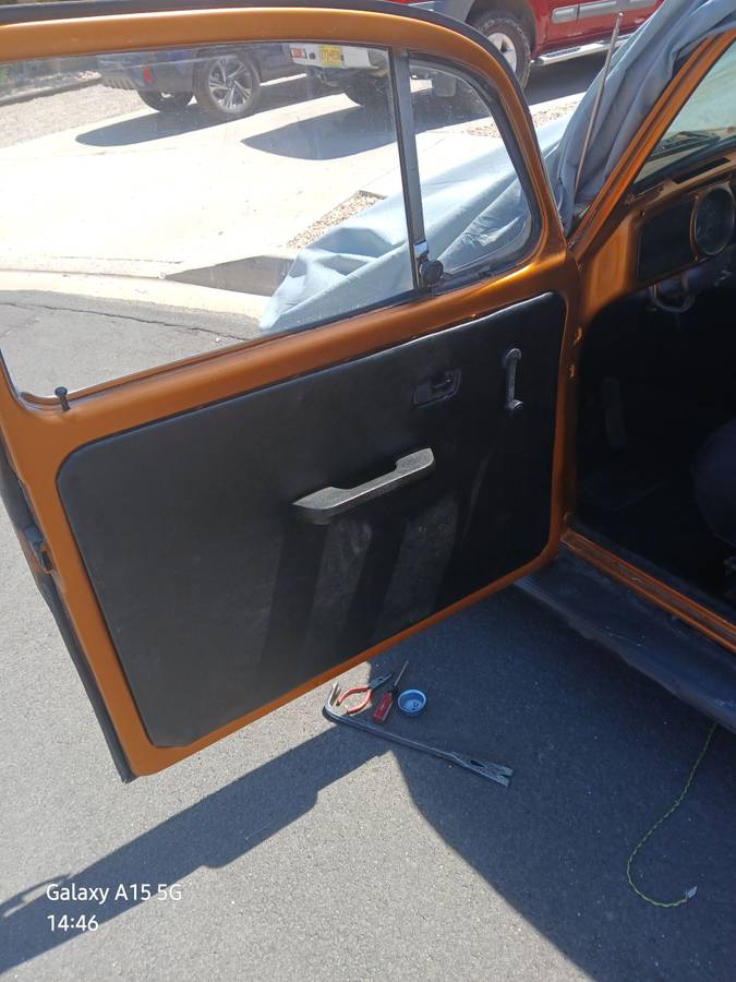 Vw-beetle-1974-custom-8