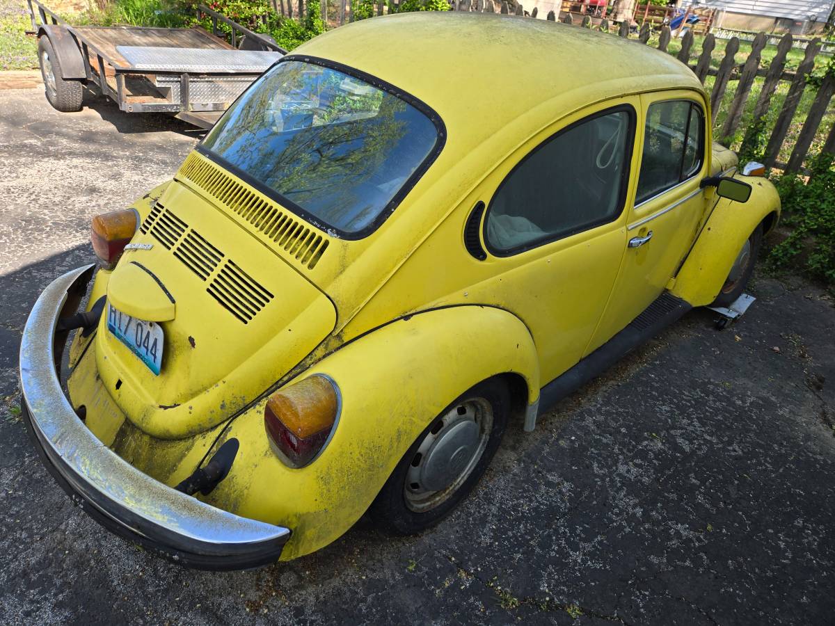 Vw-beetle-1974-yellow-2