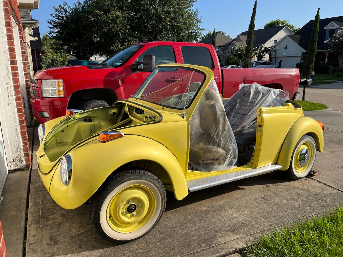 Vw-beetle-1974-yellow-37