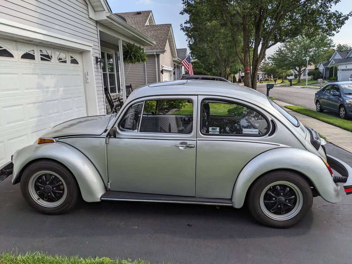 Vw-beetle-1977-silver-1