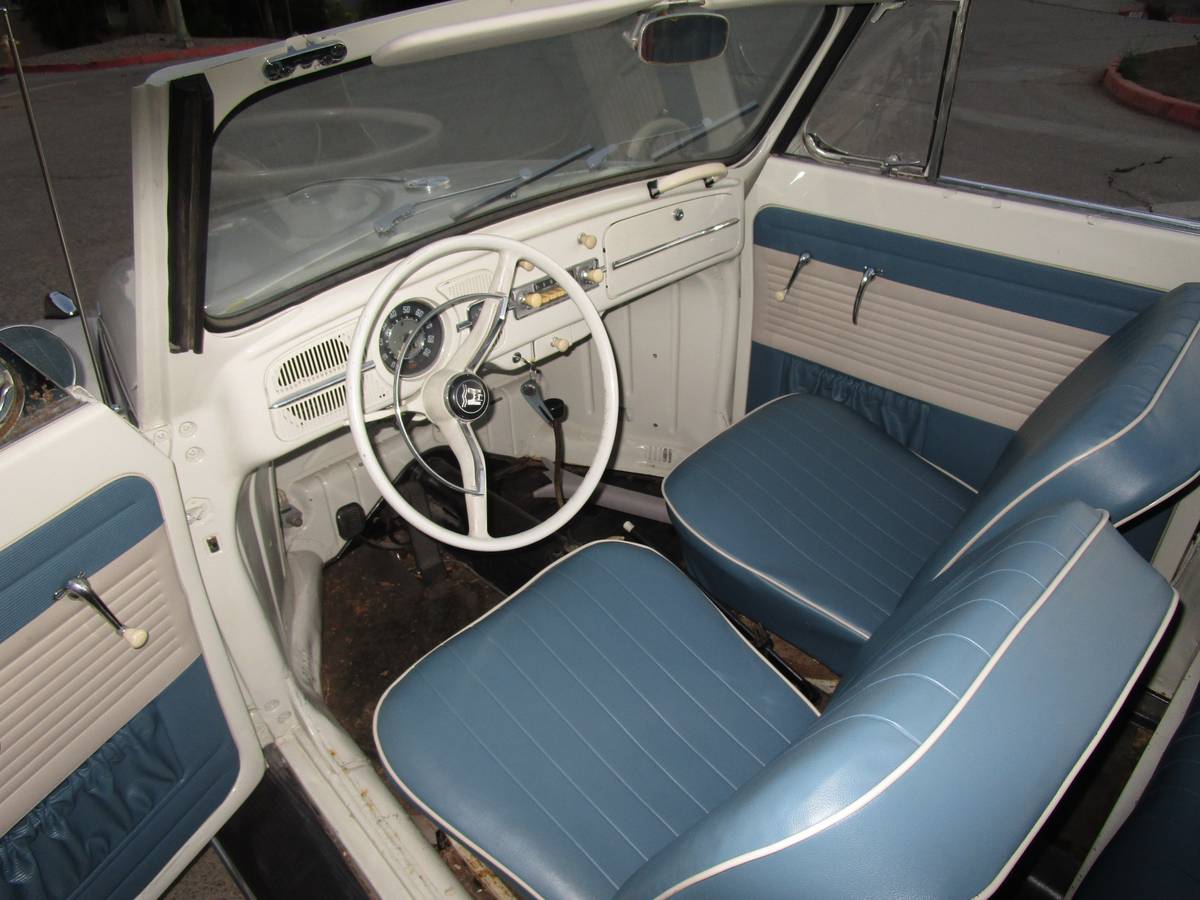 Vw-beetle-convertible-1961-custom-1