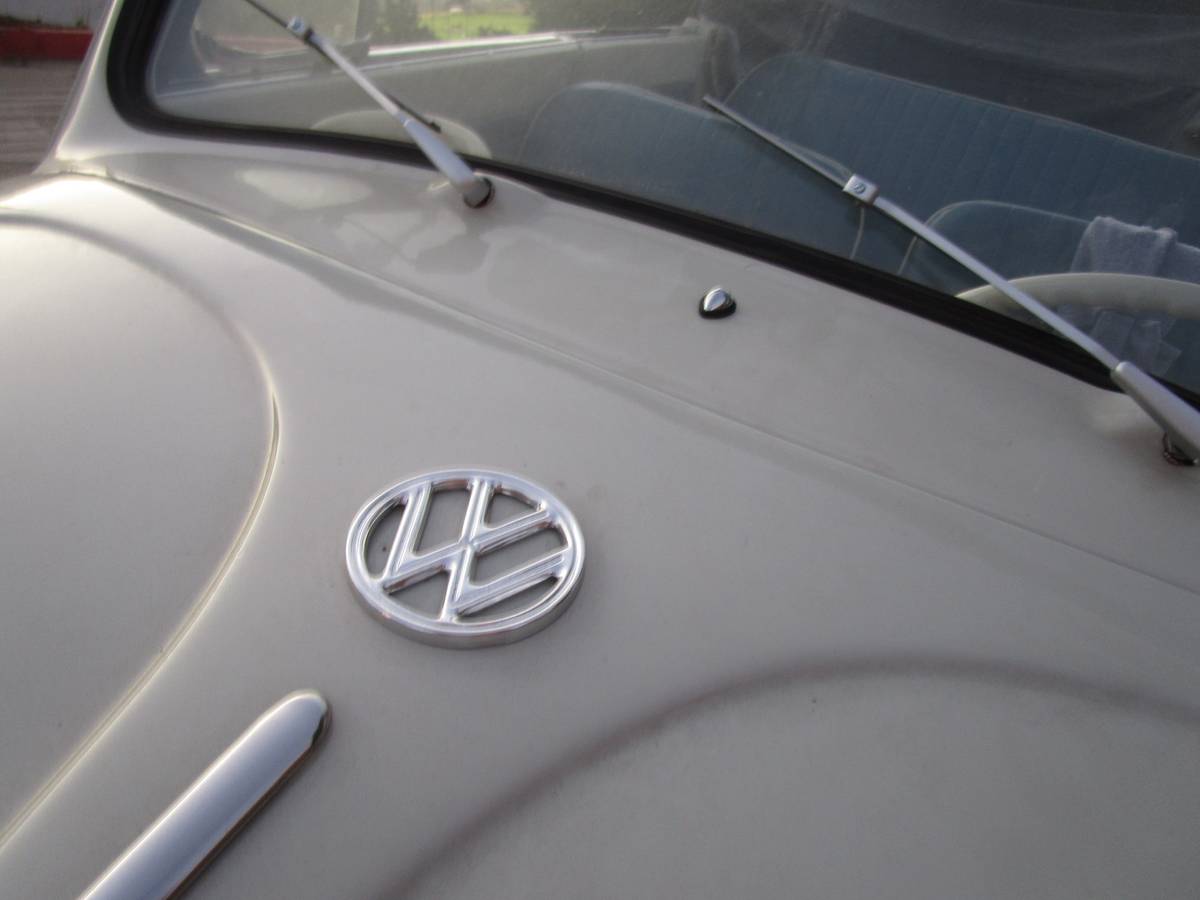 Vw-beetle-convertible-1961-custom-15