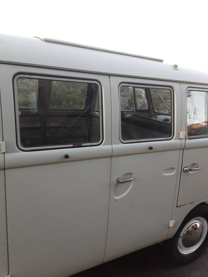 Vw-bus-1965-white-2